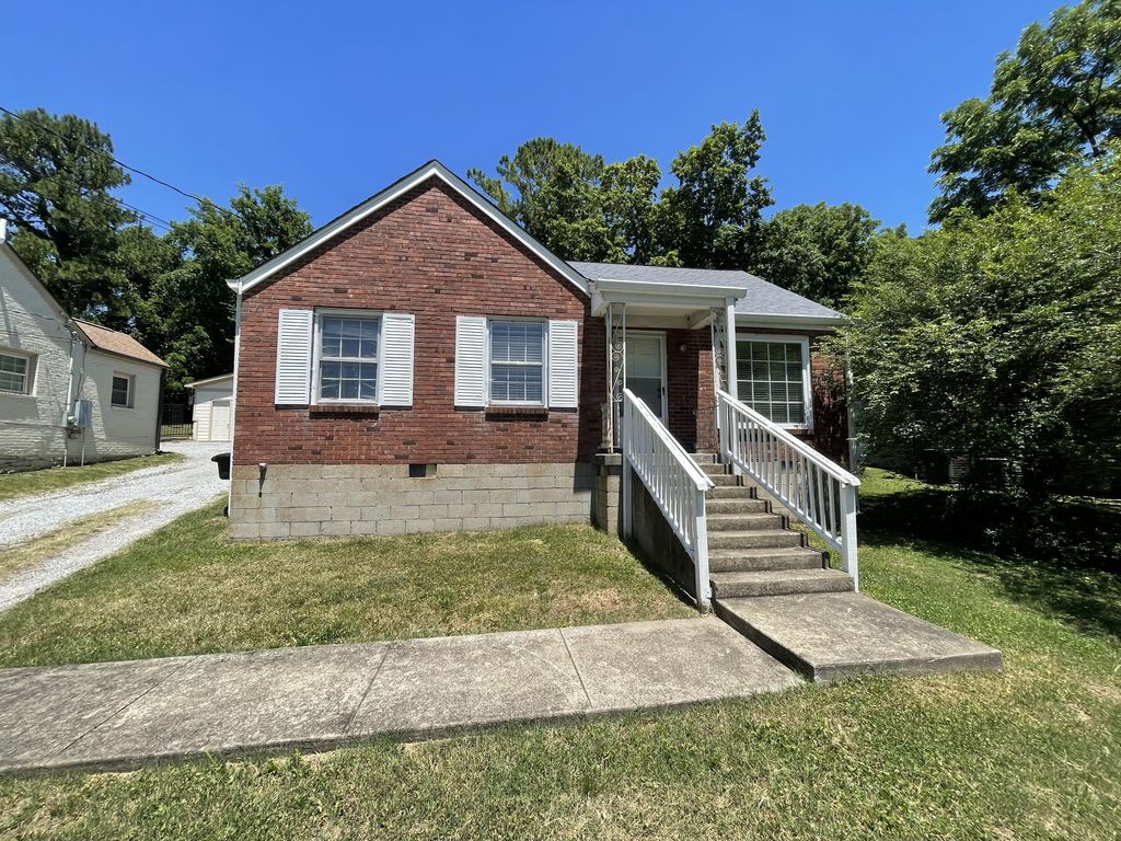 1511 McGavock Pike, Nashville, TN 37216