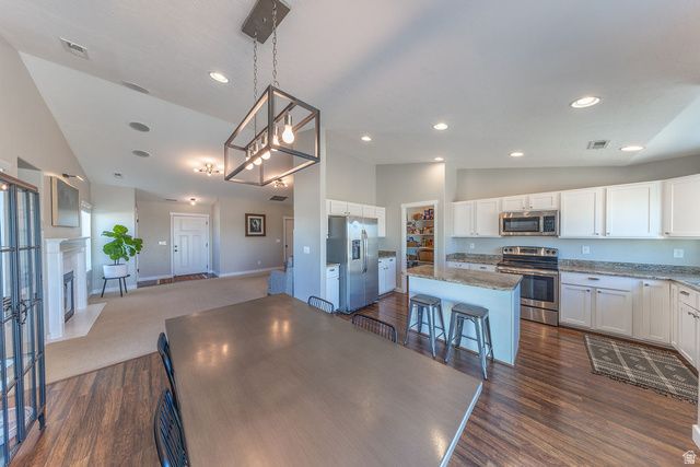 1029 N BEXLEY DR, North Salt Lake, UT 84054