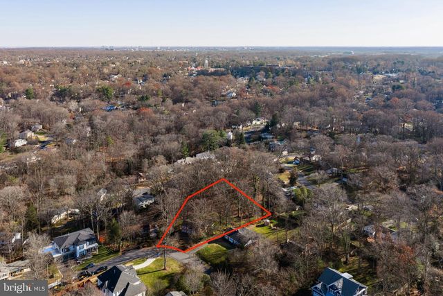 9921 WOODROW ST, Vienna, VA 22181