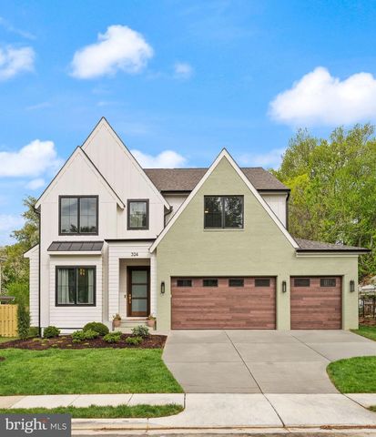 9921 WOODROW ST, Vienna, VA 22181