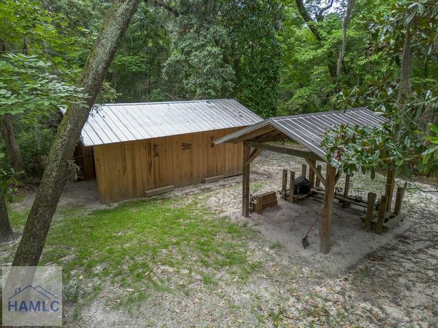 1360 Douglas Fish Camp Road, White Oak, GA 31568