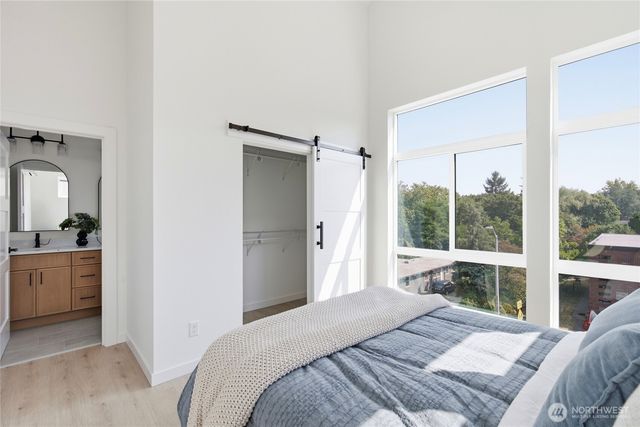 5718 NE 65th Street, Seattle, WA 98115