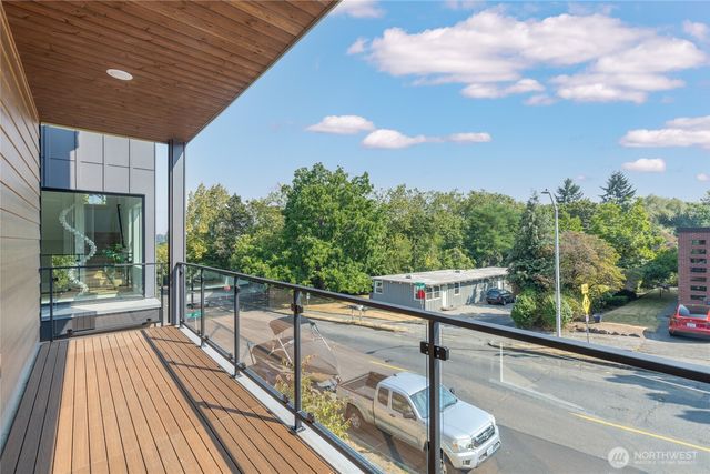 5718 NE 65th Street, Seattle, WA 98115
