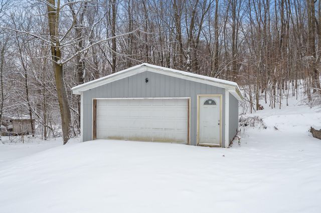 6670 Keyes Road, Assyria Twp, MI 49021