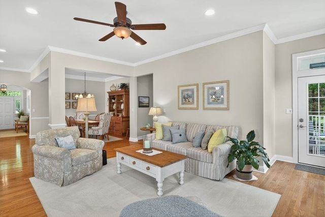 4 Woodsong, Plymouth, MA 02360