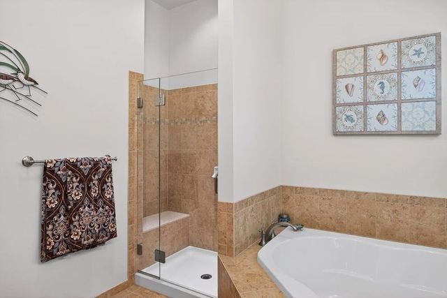 4 Woodsong, Plymouth, MA 02360