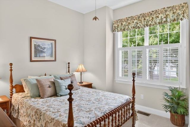 4 Woodsong, Plymouth, MA 02360