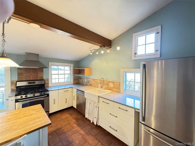 70 Wilbur Boulevard, Poughkeepsie, NY 12603