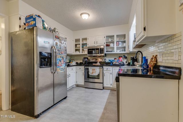 716 Carolina Avenue Apt C, Bristol, TN 37620