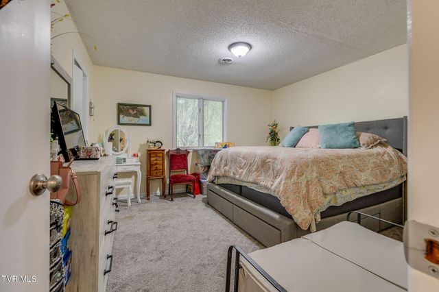 716 Carolina Avenue Apt C, Bristol, TN 37620