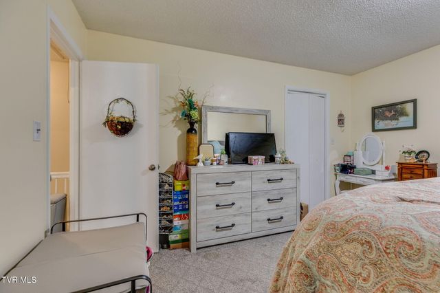 716 Carolina Avenue Apt C, Bristol, TN 37620