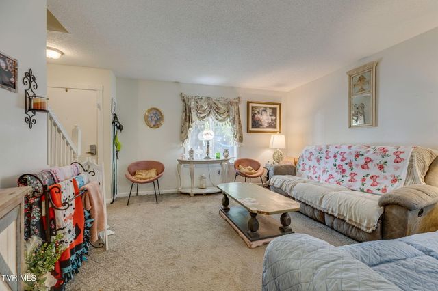716 Carolina Avenue Apt C, Bristol, TN 37620