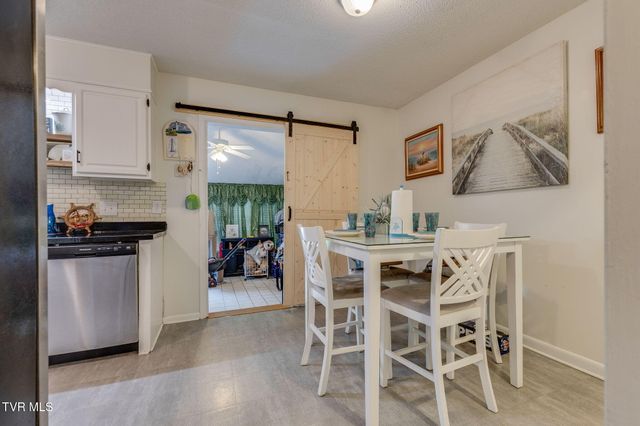 716 Carolina Avenue Apt C, Bristol, TN 37620