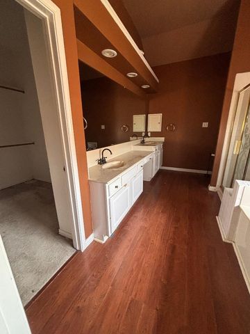 5405 Mt Mckinley Road, Fort Worth, TX 76137