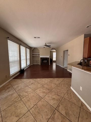 5405 Mt Mckinley Road, Fort Worth, TX 76137