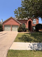 5405 Mt Mckinley Road, Fort Worth, TX 76137