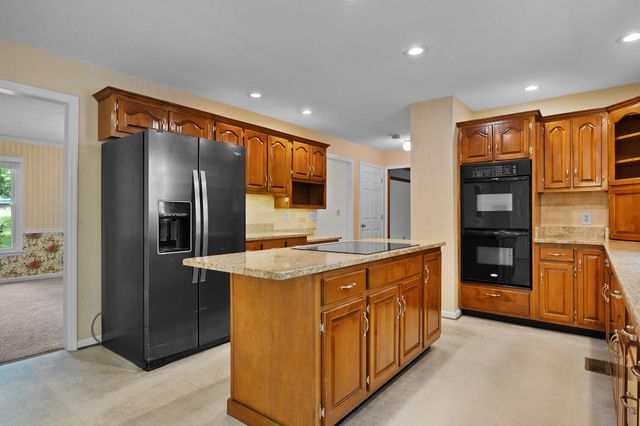 709 Rocky Shadows Drive, Chattanooga, TN 37421