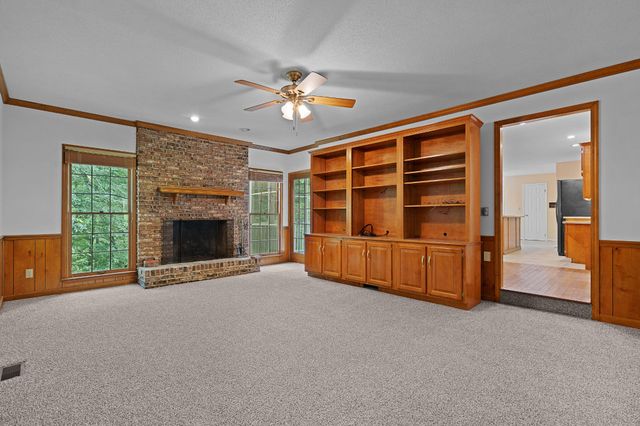 709 Rocky Shadows Drive, Chattanooga, TN 37421