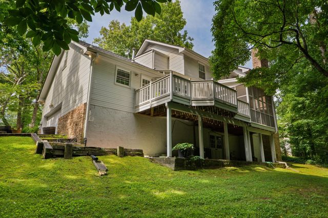 709 Rocky Shadows Drive, Chattanooga, TN 37421