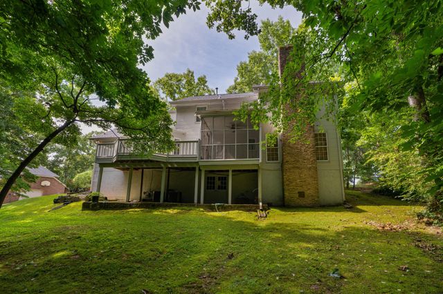 709 Rocky Shadows Drive, Chattanooga, TN 37421