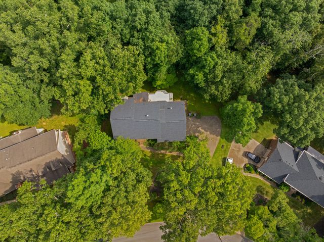709 Rocky Shadows Drive, Chattanooga, TN 37421