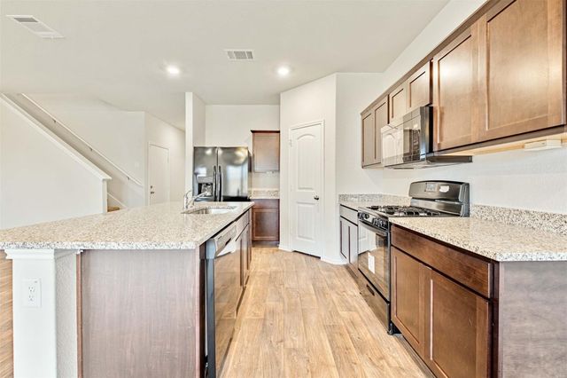 204 Lily Pond TRL, San Marcos, TX 78666