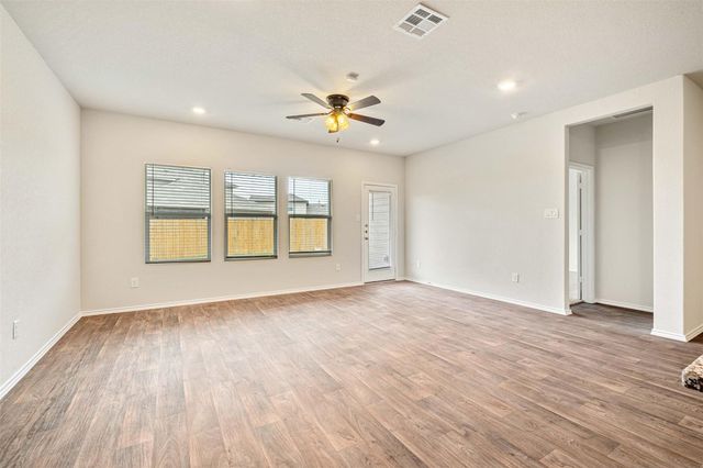 204 Lily Pond TRL, San Marcos, TX 78666