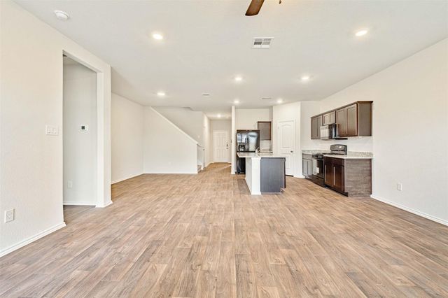 204 Lily Pond TRL, San Marcos, TX 78666