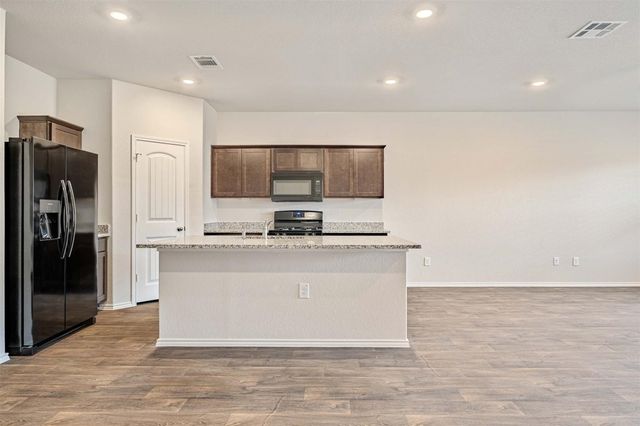 204 Lily Pond TRL, San Marcos, TX 78666