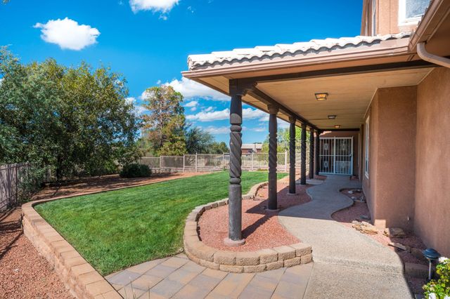 9231 Oakland Avenue NE, Albuquerque, NM 87122
