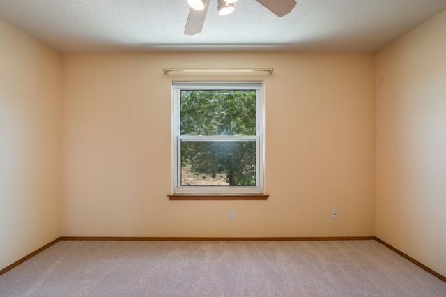 9231 Oakland Avenue NE, Albuquerque, NM 87122