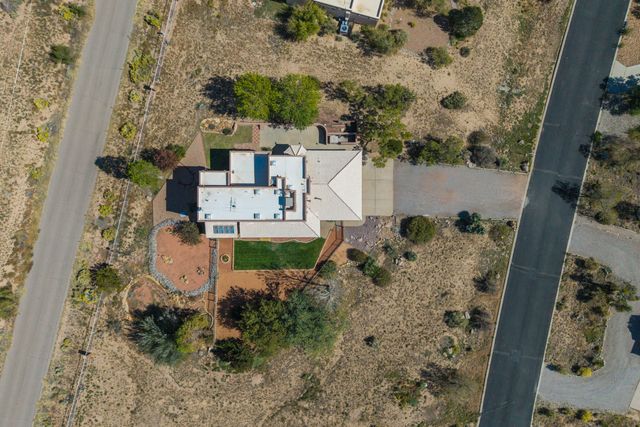 9231 Oakland Avenue NE, Albuquerque, NM 87122