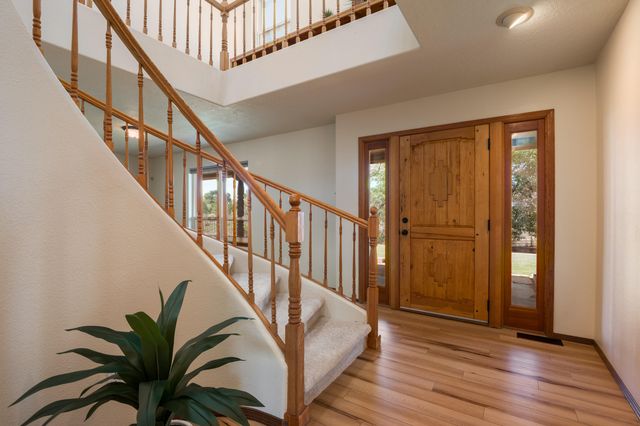 9231 Oakland Avenue NE, Albuquerque, NM 87122