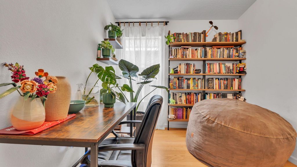 Image 29 of property listing at 7616 Blue Avena Avenue SW, Albuquerque, NM 87121