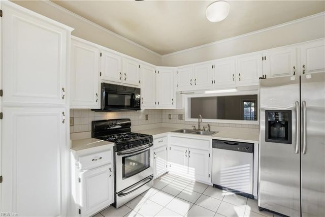 746 Creekside CRES, Chesapeake, VA 23320