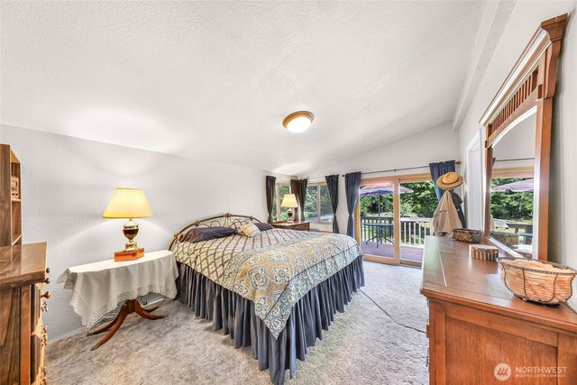 846 Deep Valley Drive, Maple Falls, WA 98266