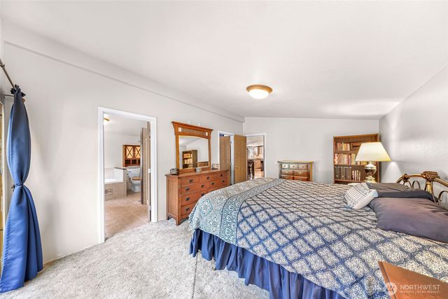 846 Deep Valley Drive, Maple Falls, WA 98266