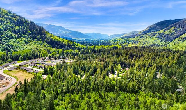 846 Deep Valley Drive, Maple Falls, WA 98266