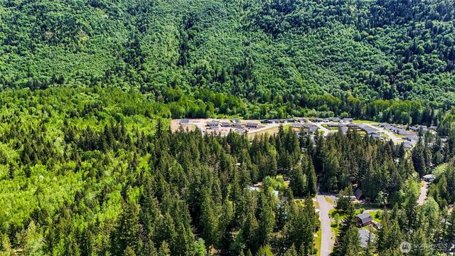846 Deep Valley Drive, Maple Falls, WA 98266
