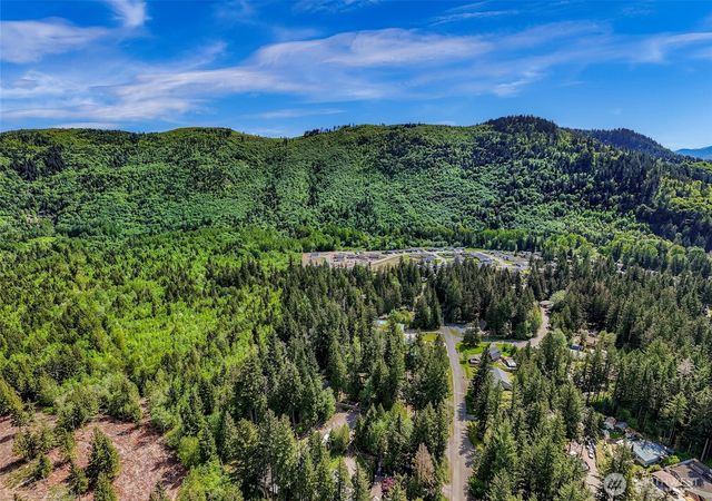 846 Deep Valley Drive, Maple Falls, WA 98266