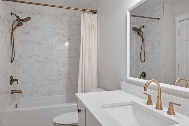 1063 Aspen Lane, Lino Lakes, MN 55014