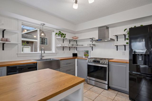 1063 Aspen Lane, Lino Lakes, MN 55014