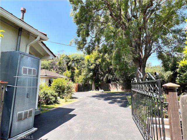 1855 Sharon, San Marino, CA 91108