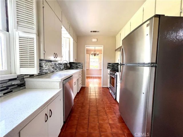1855 Sharon, San Marino, CA 91108