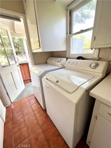 1855 Sharon, San Marino, CA 91108