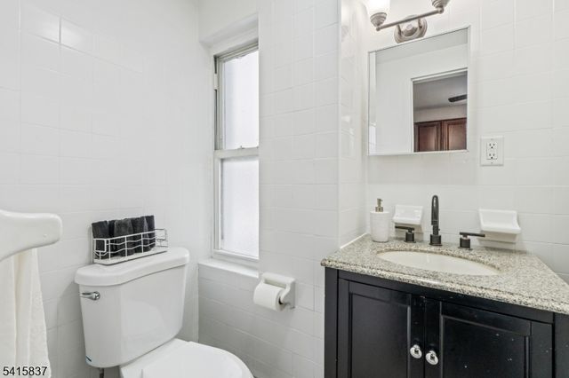 116 Lexington Ave, Dumont Boro, NJ 07628