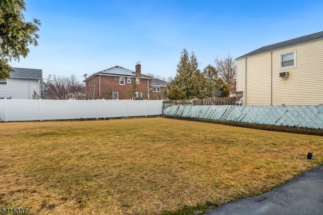 116 Lexington Ave, Dumont Boro, NJ 07628