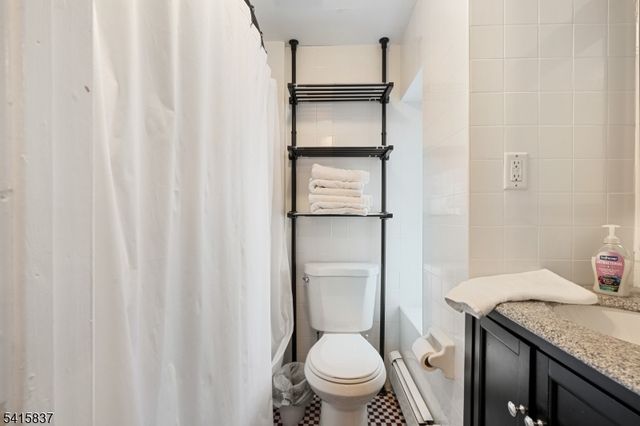 116 Lexington Ave, Dumont Boro, NJ 07628