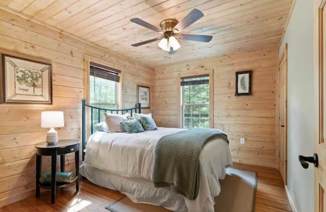 2007 Laurel Lake Dr, Monteagle, TN 37356