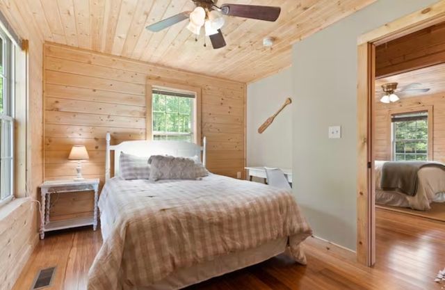 2007 Laurel Lake Dr, Monteagle, TN 37356